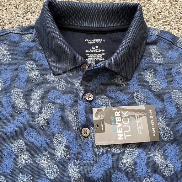 For the perfect untucked look! Van Heusen Men's size S/P Slim fit - Picture 9 of 13